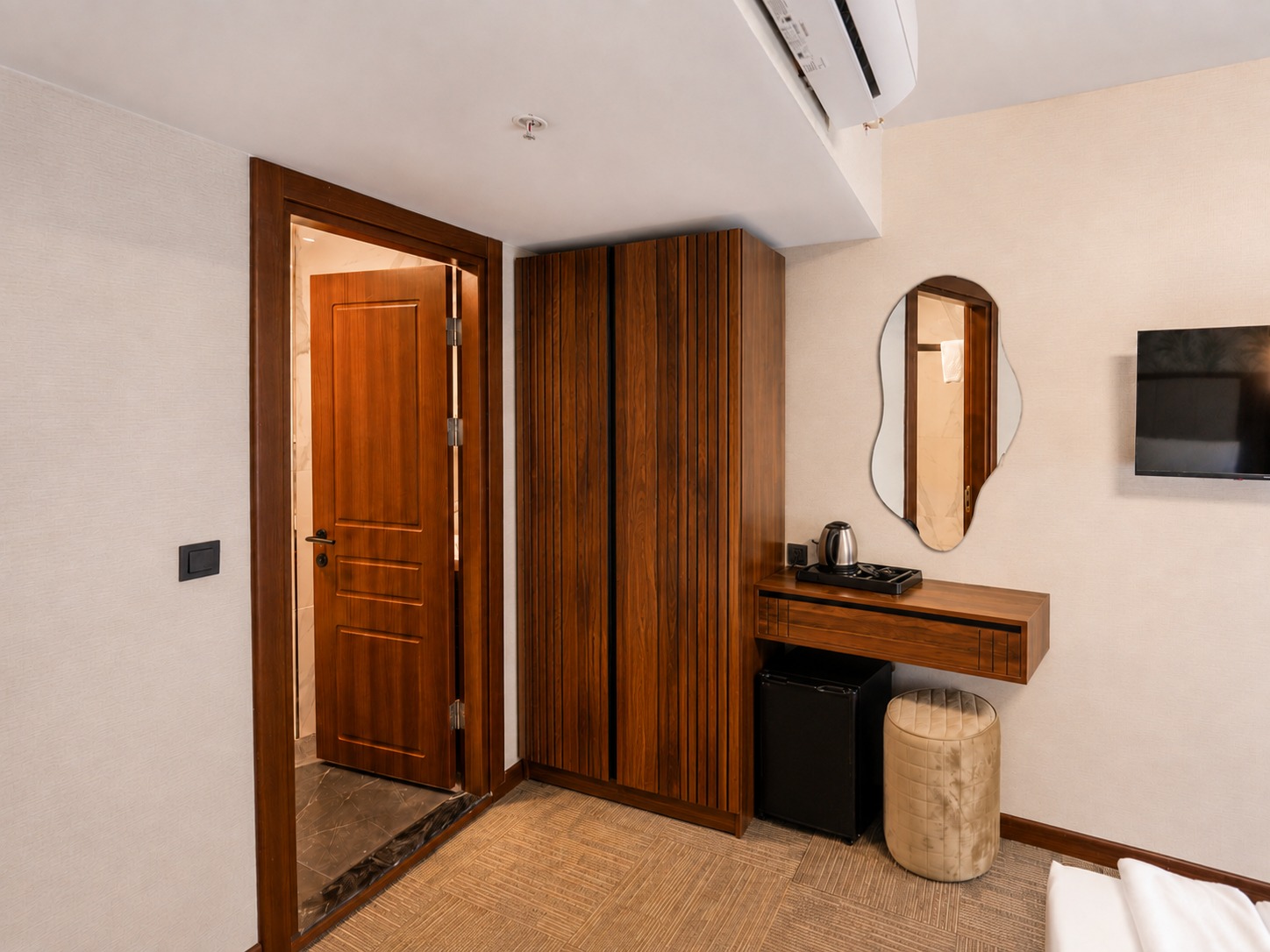 Bosphorus King Suite - Image 2